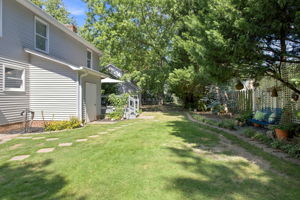  Photo 47