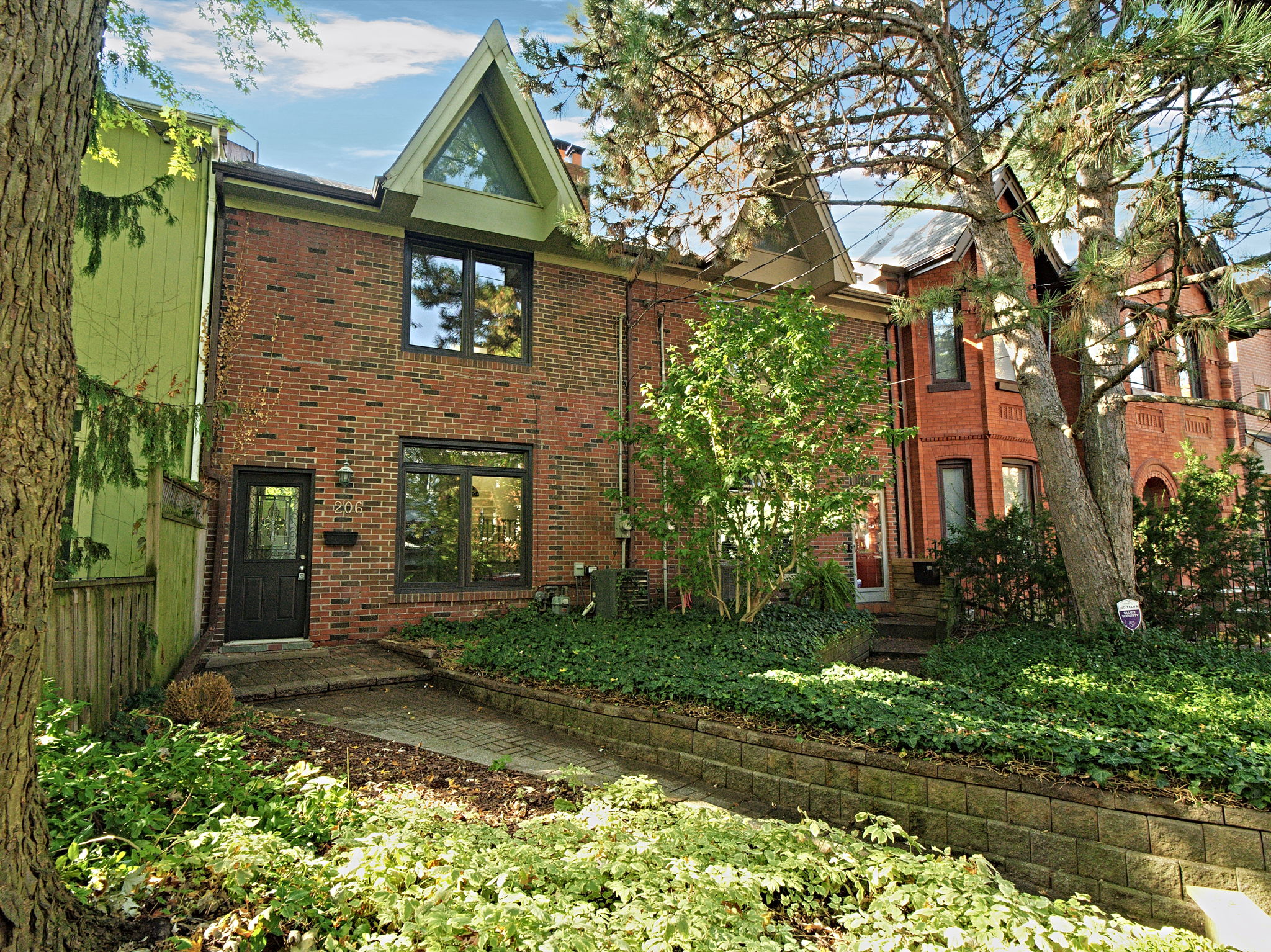 206 Berkeley St Toronto, ON M5A 2X4