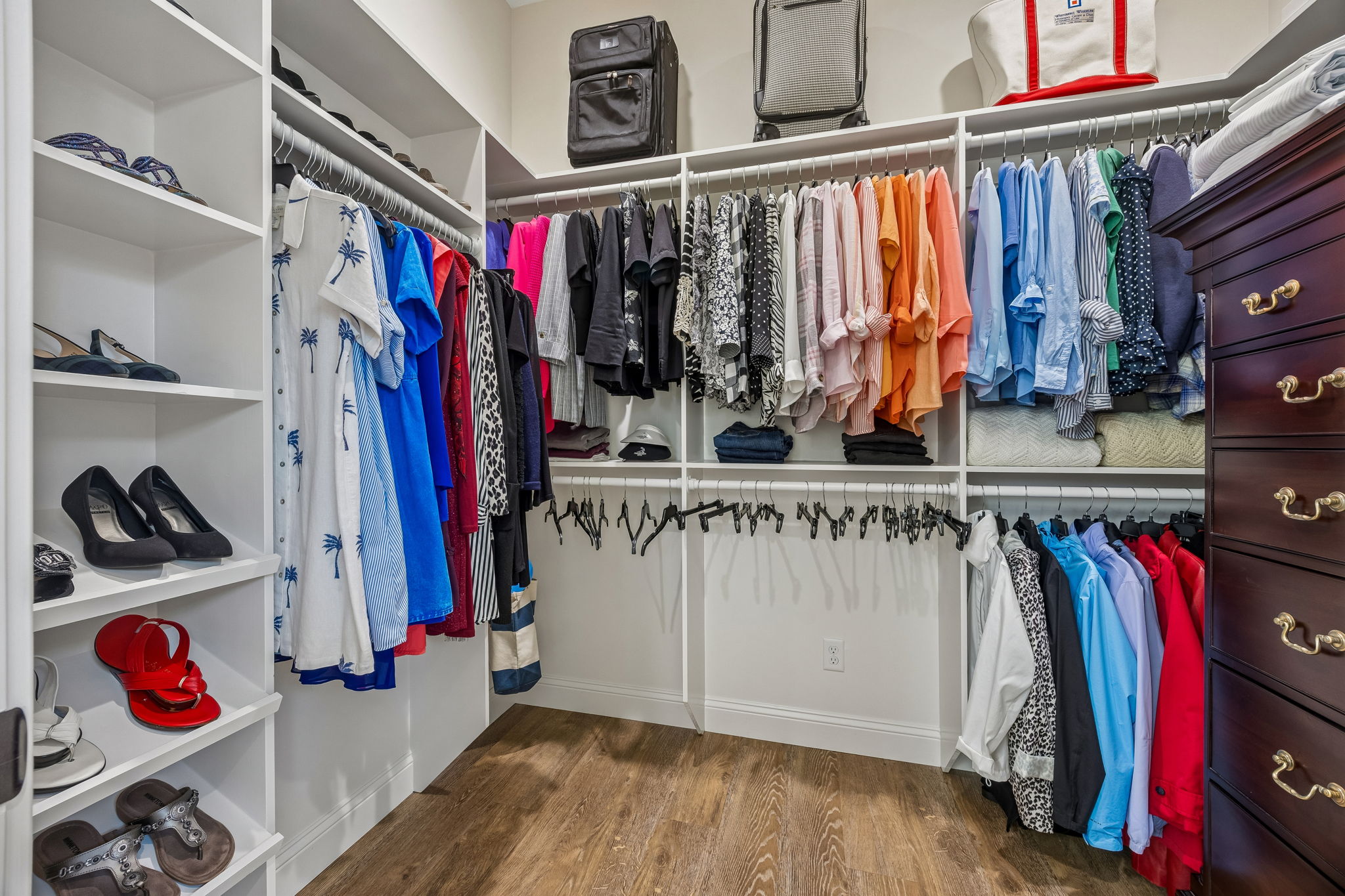 Primary Bedroom Closet