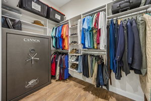 Primary Bedroom Closet