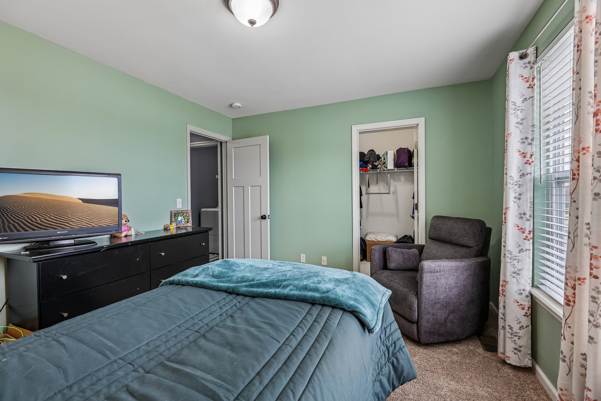 206 Colonial Xing-S2309-022.jpg