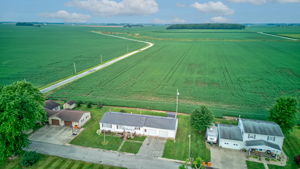  Photo 40
