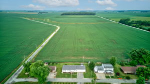  Photo 44