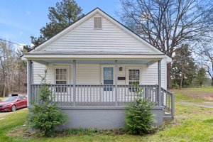 206 E College St, Franklinton, NC 27525, USA Photo 1