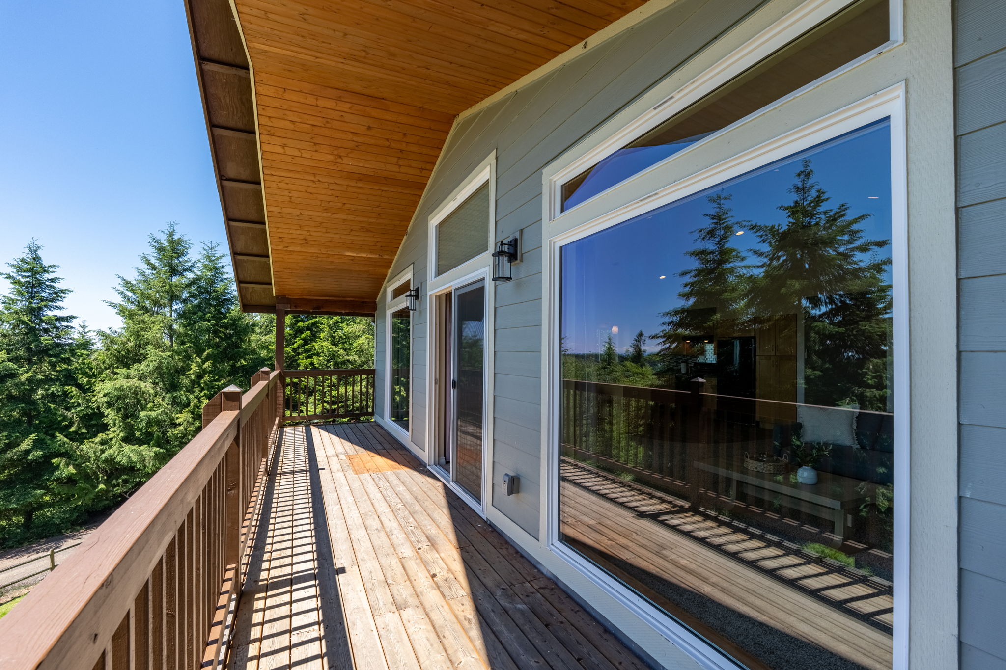upper deck 2