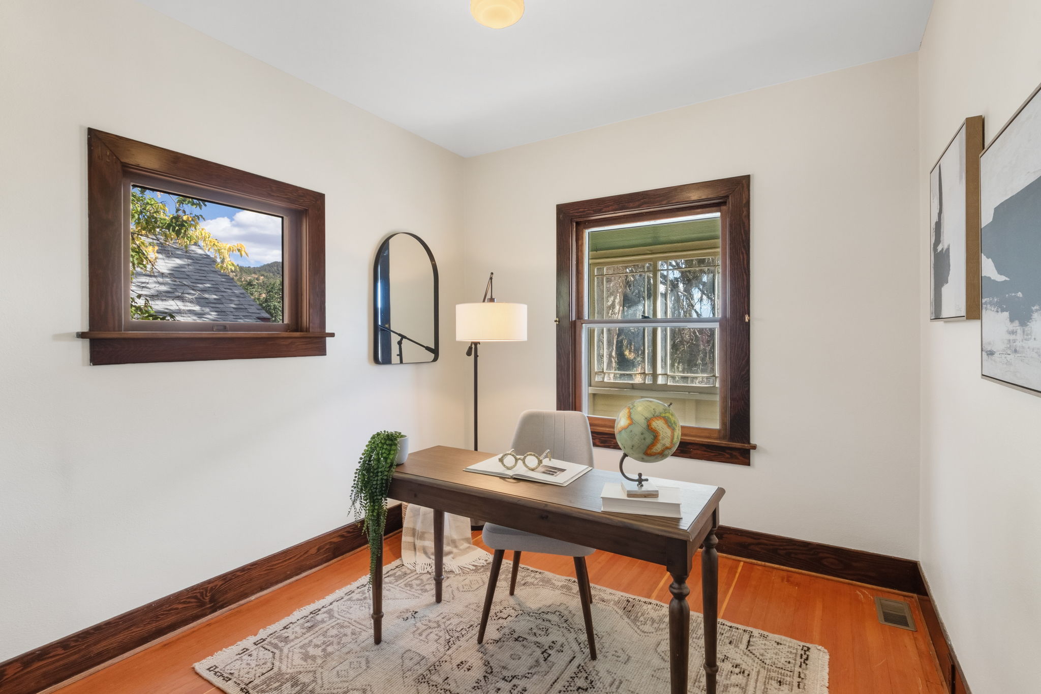 Bedroom/Office