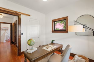 Bedroom/Office