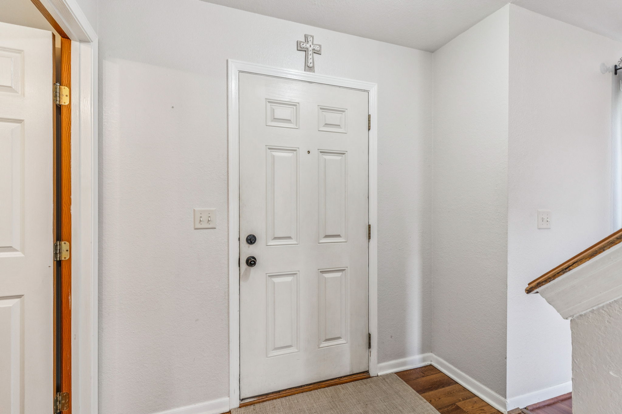  Photo 53