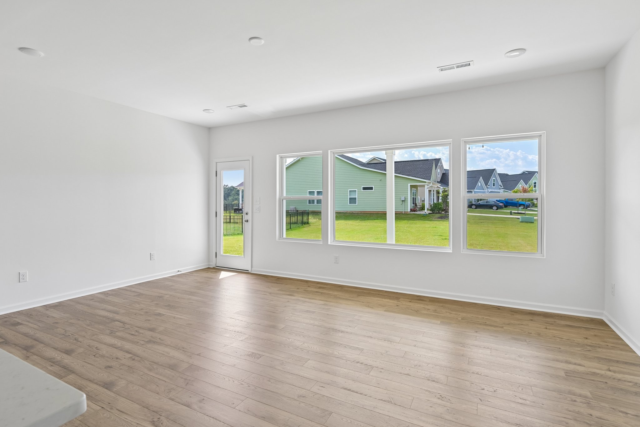 Tillery Ln 742-S0209-008.jpg