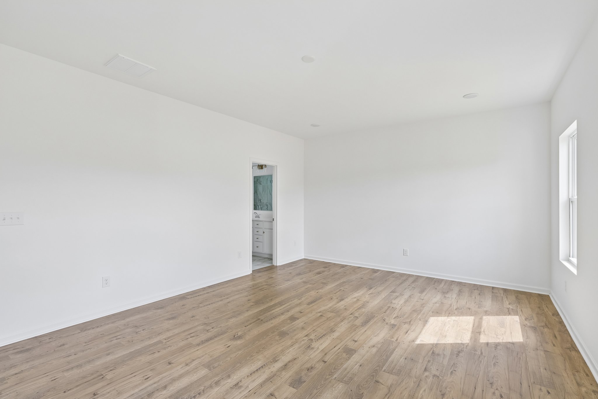 Tillery Ln 742-S0209-027.jpg