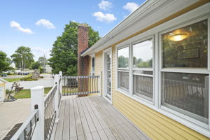  Photo 44