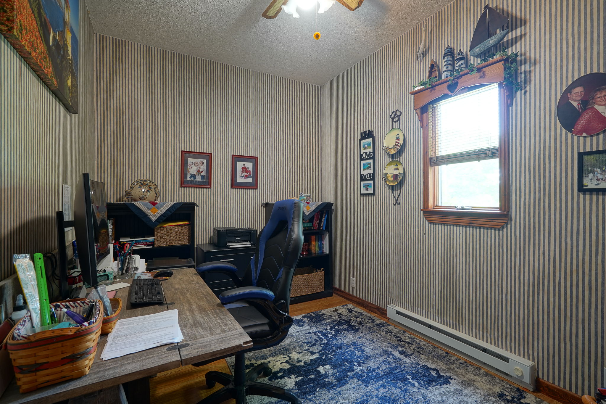  Photo 12