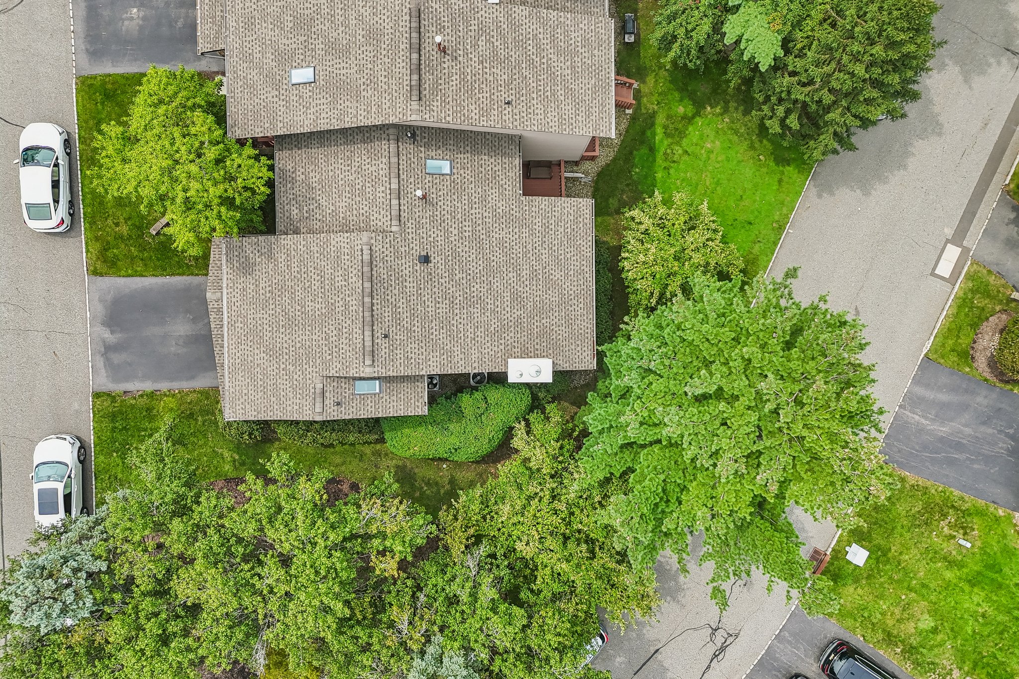 Woodland Dr 58-S1108-063.jpg