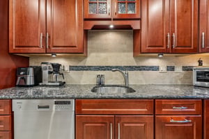 Woodland Dr 58-S1108-014 (2).jpg