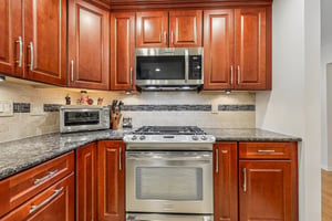 Woodland Dr 58-S1108-016 (2).jpg