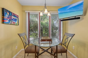 Woodland Dr 58-S1108-021 (2).jpg