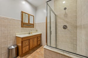 Woodland Dr 58-S1108-024 (2).jpg