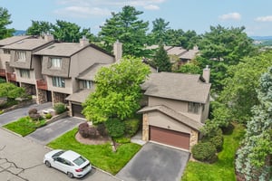 Woodland Dr 58-S1108-058.jpg
