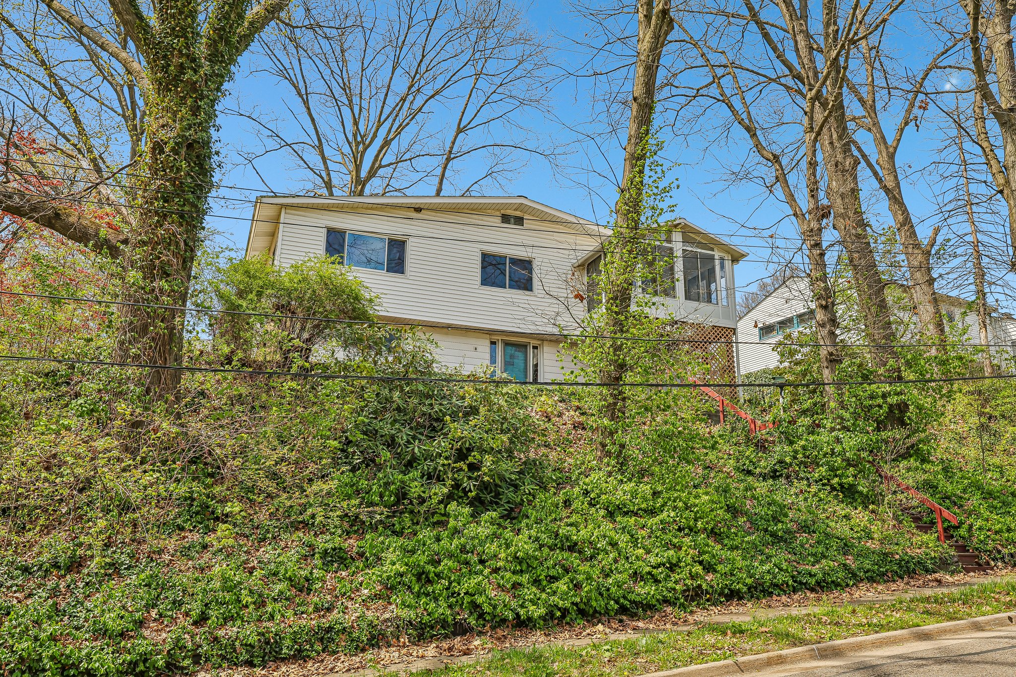 6th St SW-S2204-003.jpg