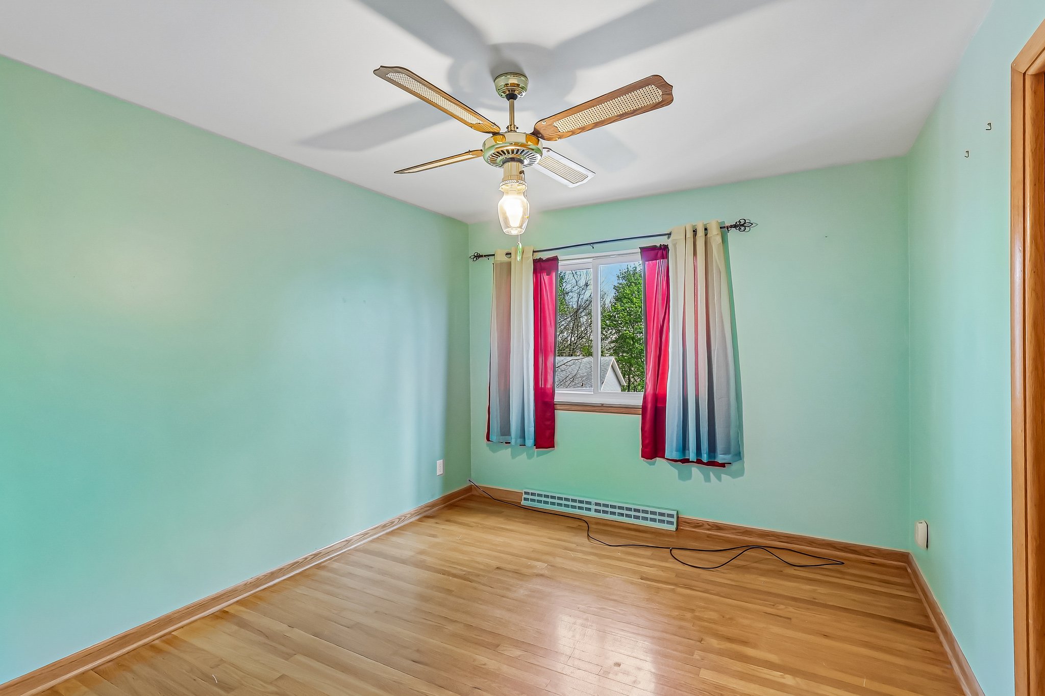 6th St SW-S2204-019.jpg