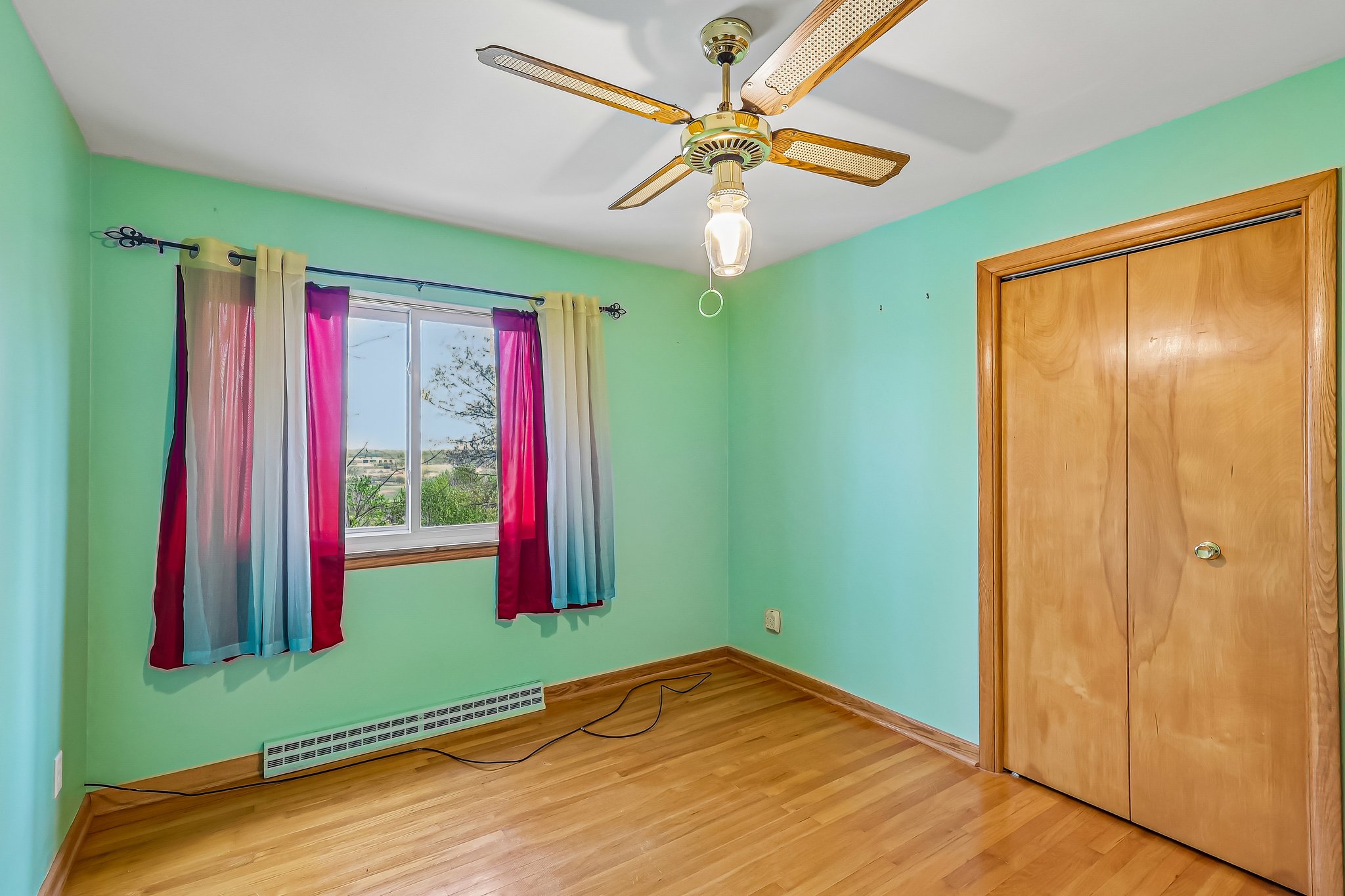 6th St SW-S2204-020.jpg