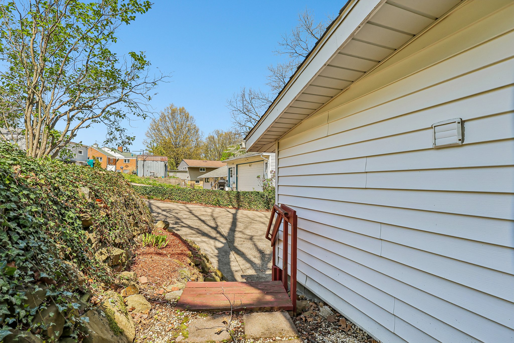 6th St SW-S2204-051.jpg