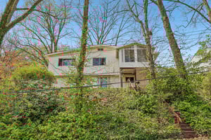 6th St SW-S2204-001.jpg