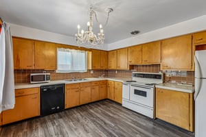 6th St SW-S2204-011.jpg