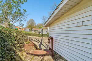 6th St SW-S2204-051.jpg