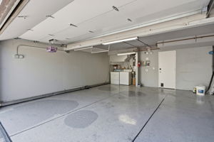 024_F8_2060 Briscoe Terrace