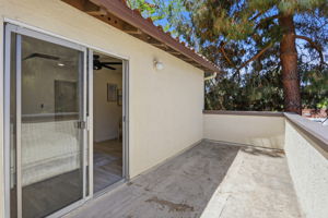 026_F8_2060 Briscoe Terrace