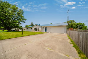 C.H. - 2060 Marion-Williamsport Rd E-2