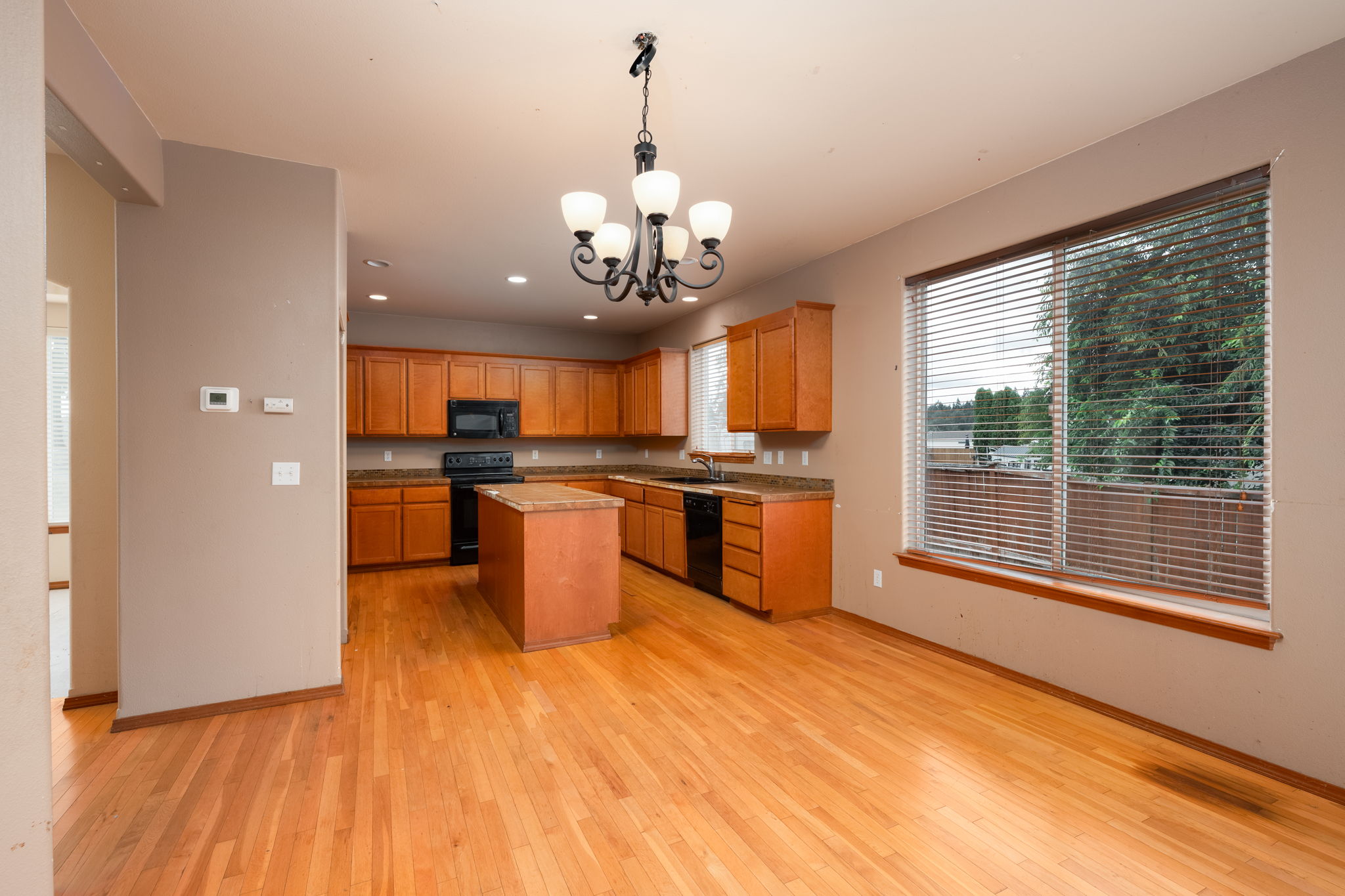 2060574thAveE,Spanaway,WA98387-10