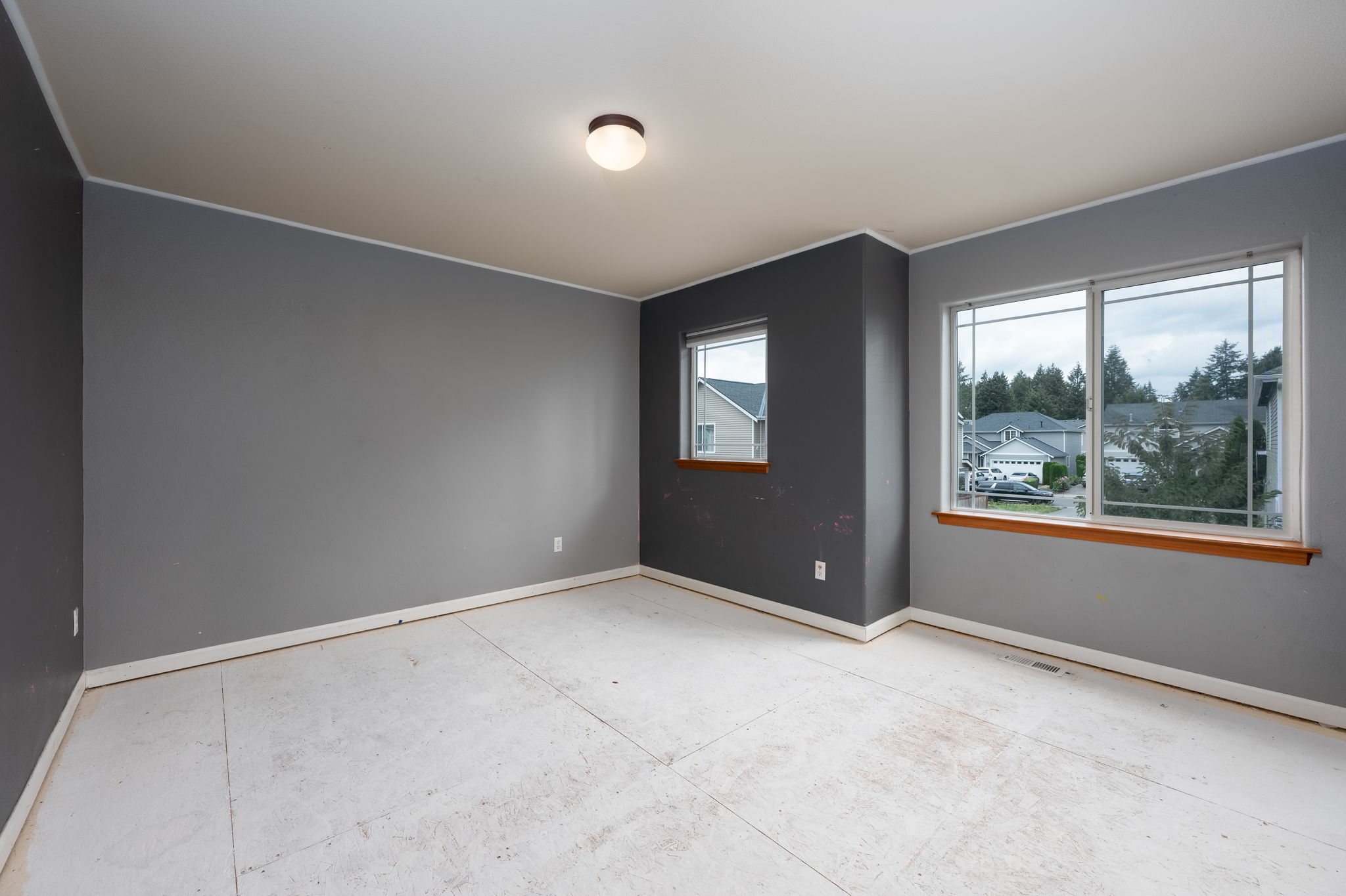 2060574thAveE,Spanaway,WA98387-24