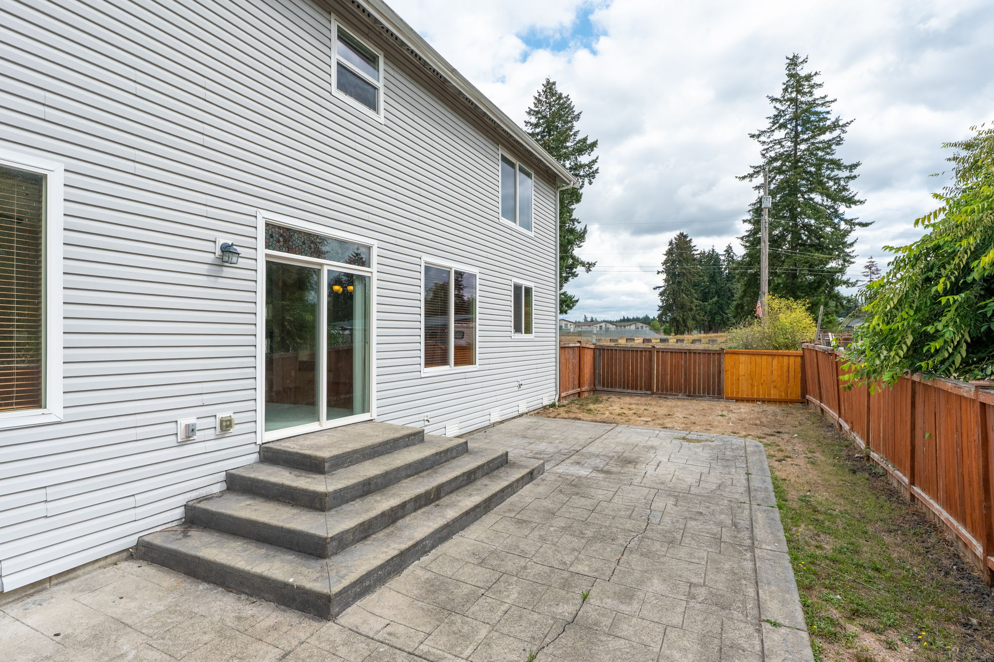 2060574thAveE,Spanaway,WA98387-30