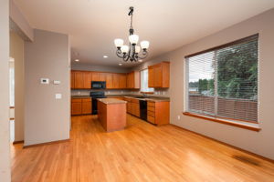 2060574thAveE,Spanaway,WA98387-10