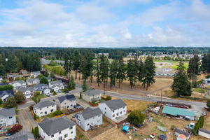 2060574thAveE,Spanaway,WA98387-36