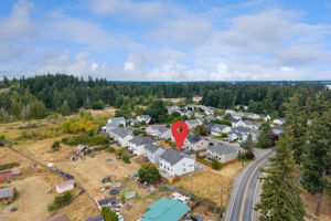 2060574thAveE,Spanaway,WA98387-38a