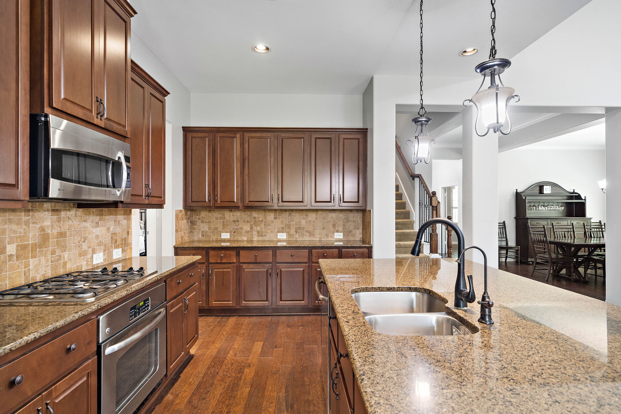 Strata Visuals-20615 Elderwood-15