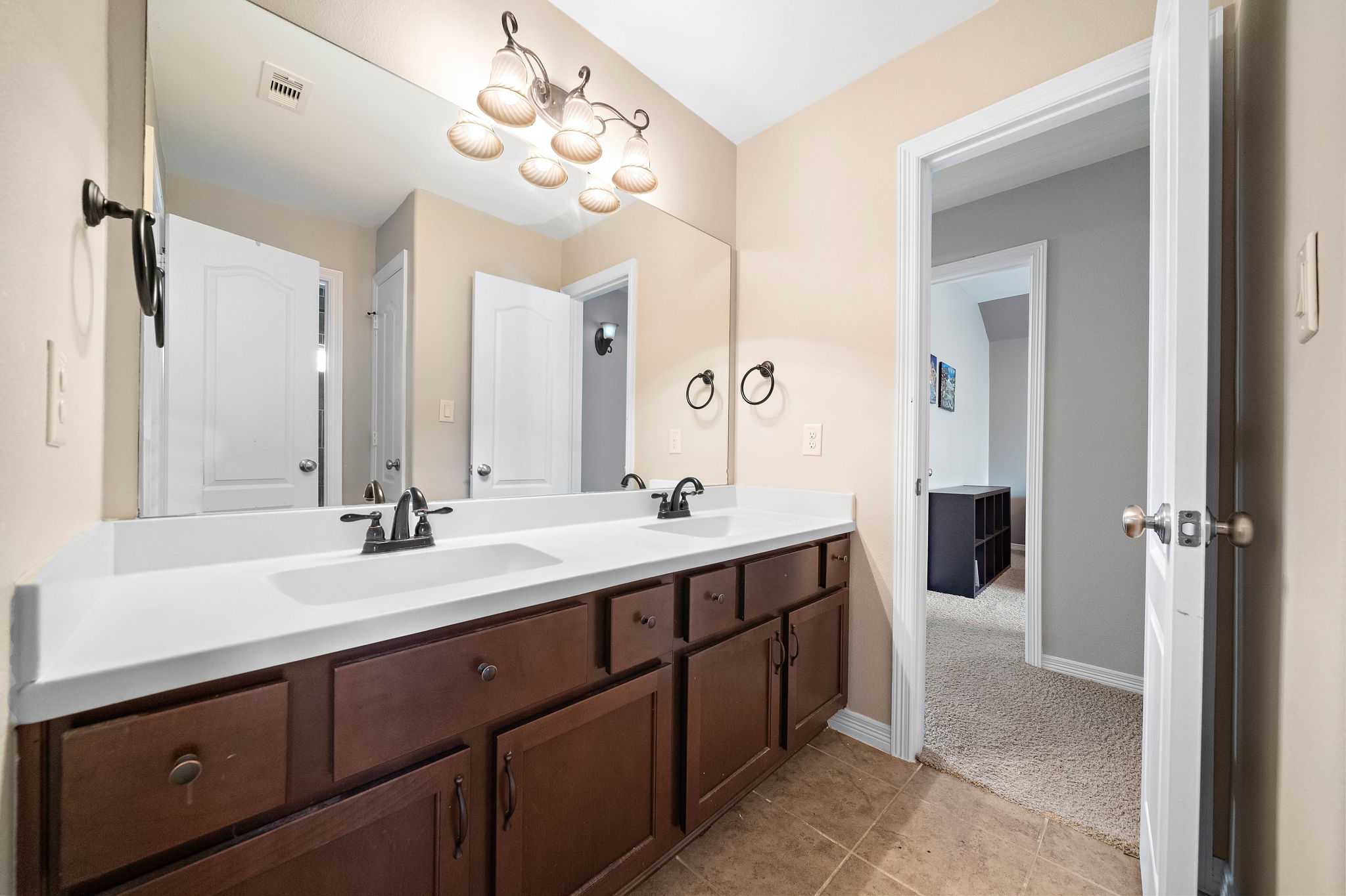 Strata Visuals-20615 Elderwood-31