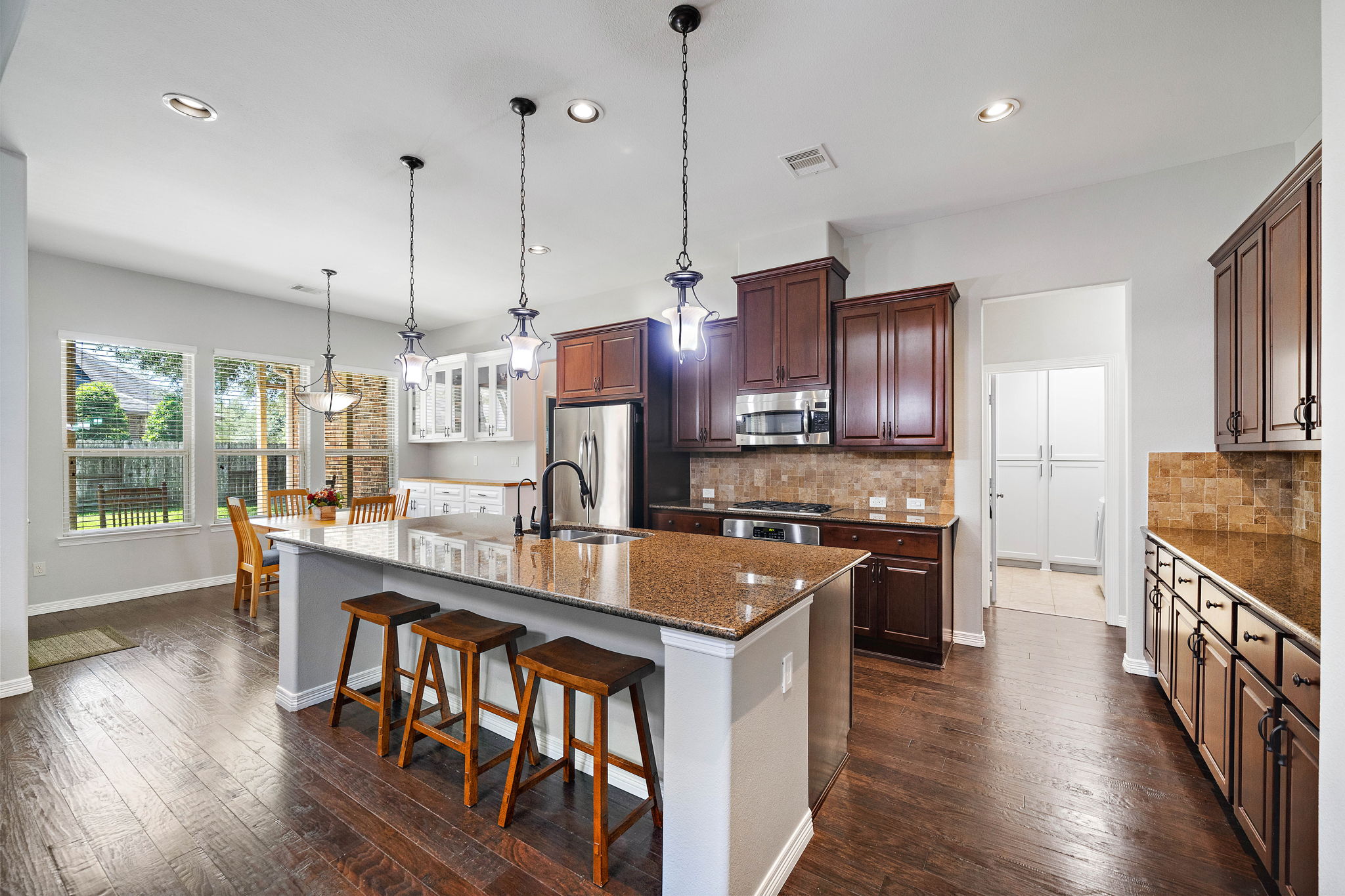 Strata Visuals-20615 Elderwood-13