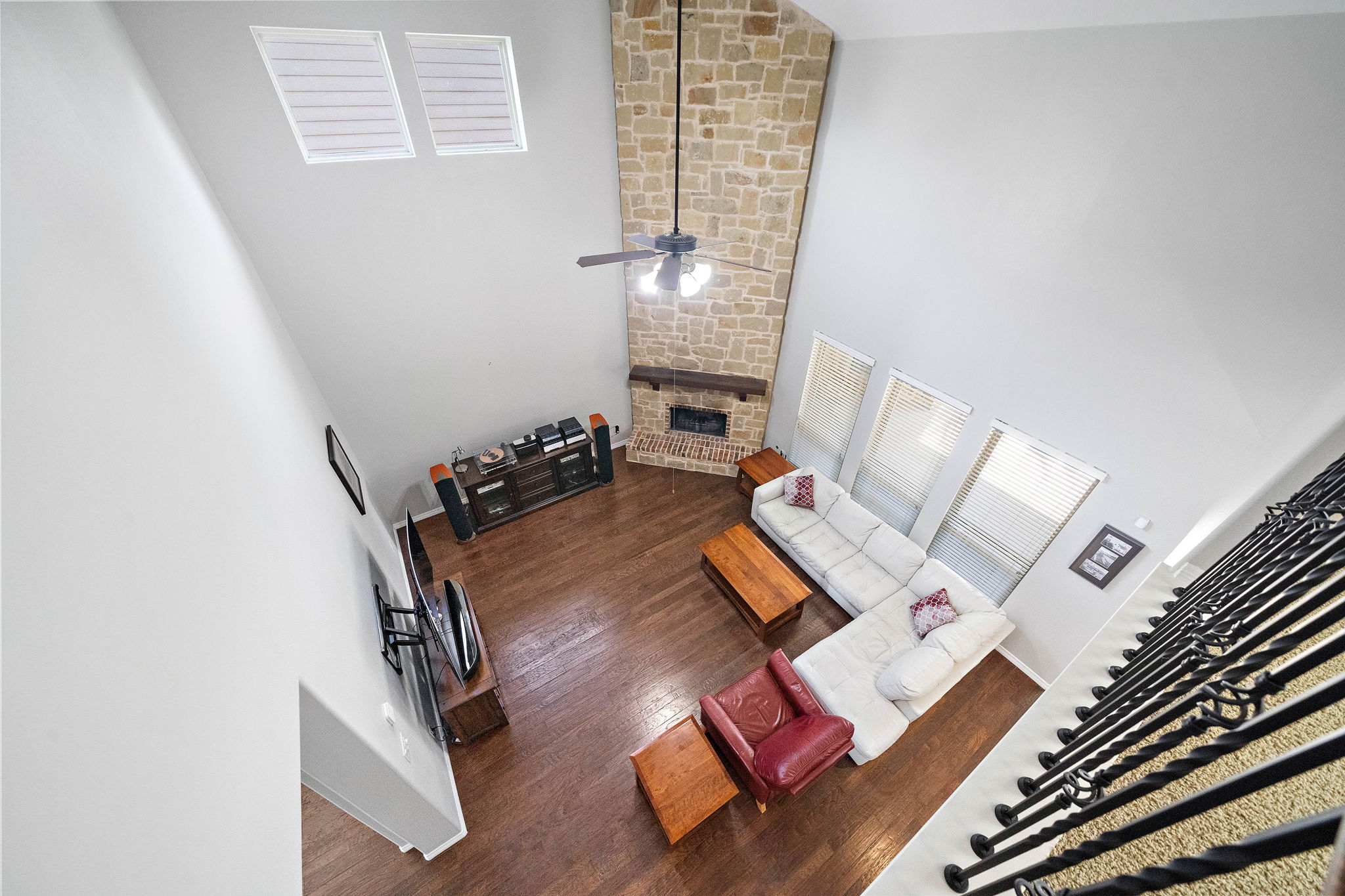 Strata Visuals-20615 Elderwood-28