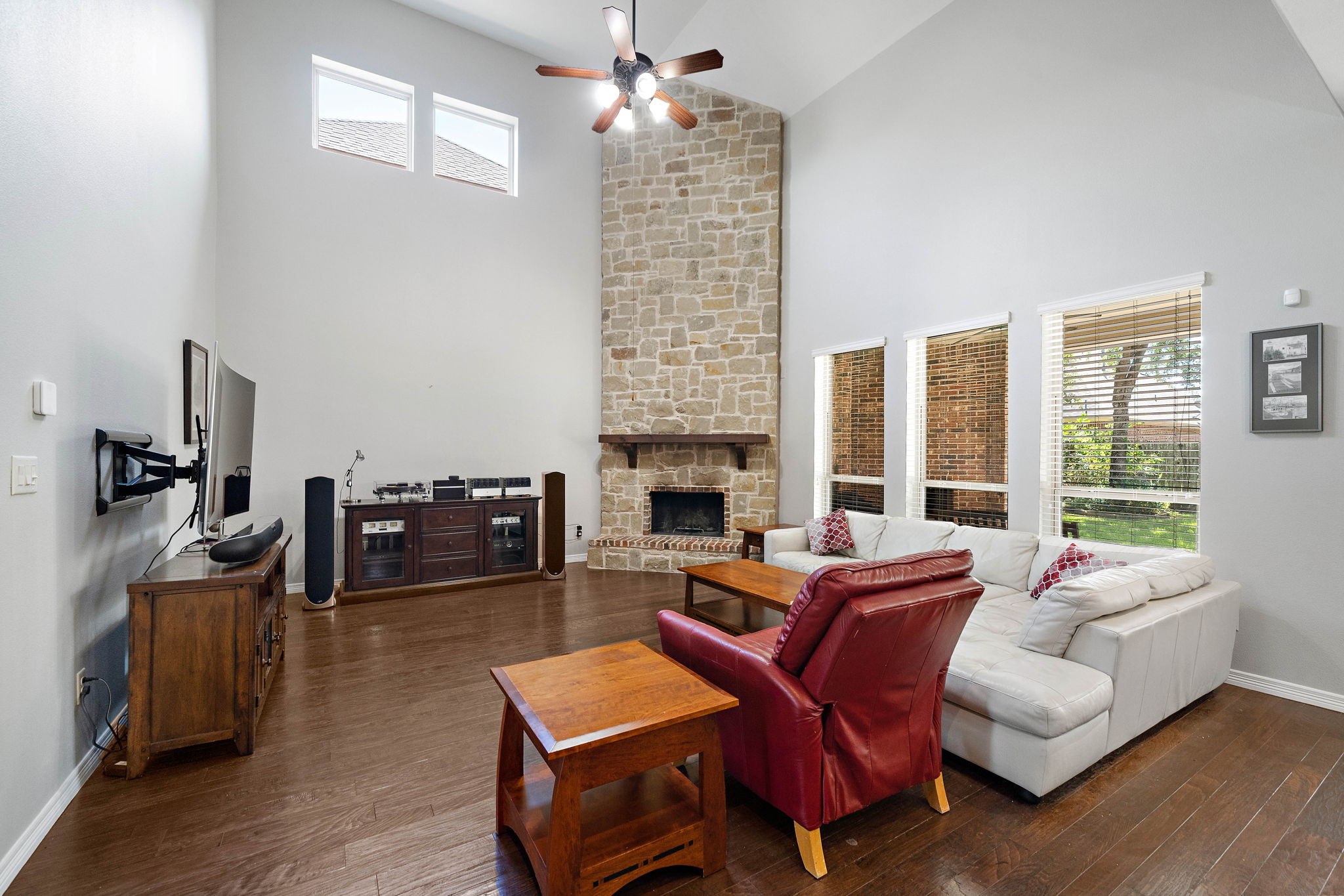 Strata Visuals-20615 Elderwood-10