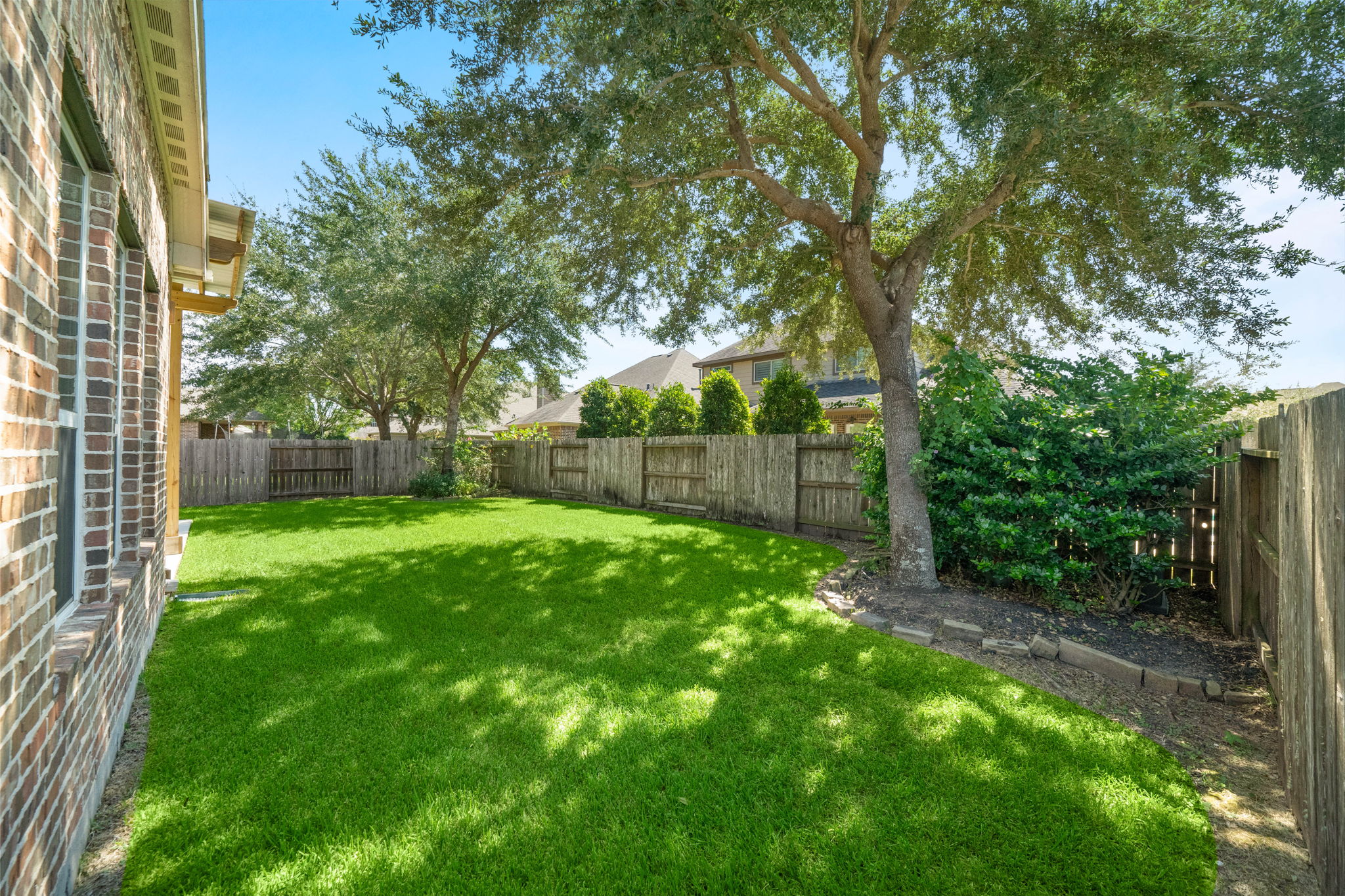 Strata Visuals-20615 Elderwood-37