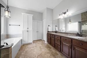 Strata Visuals-20615 Elderwood-20