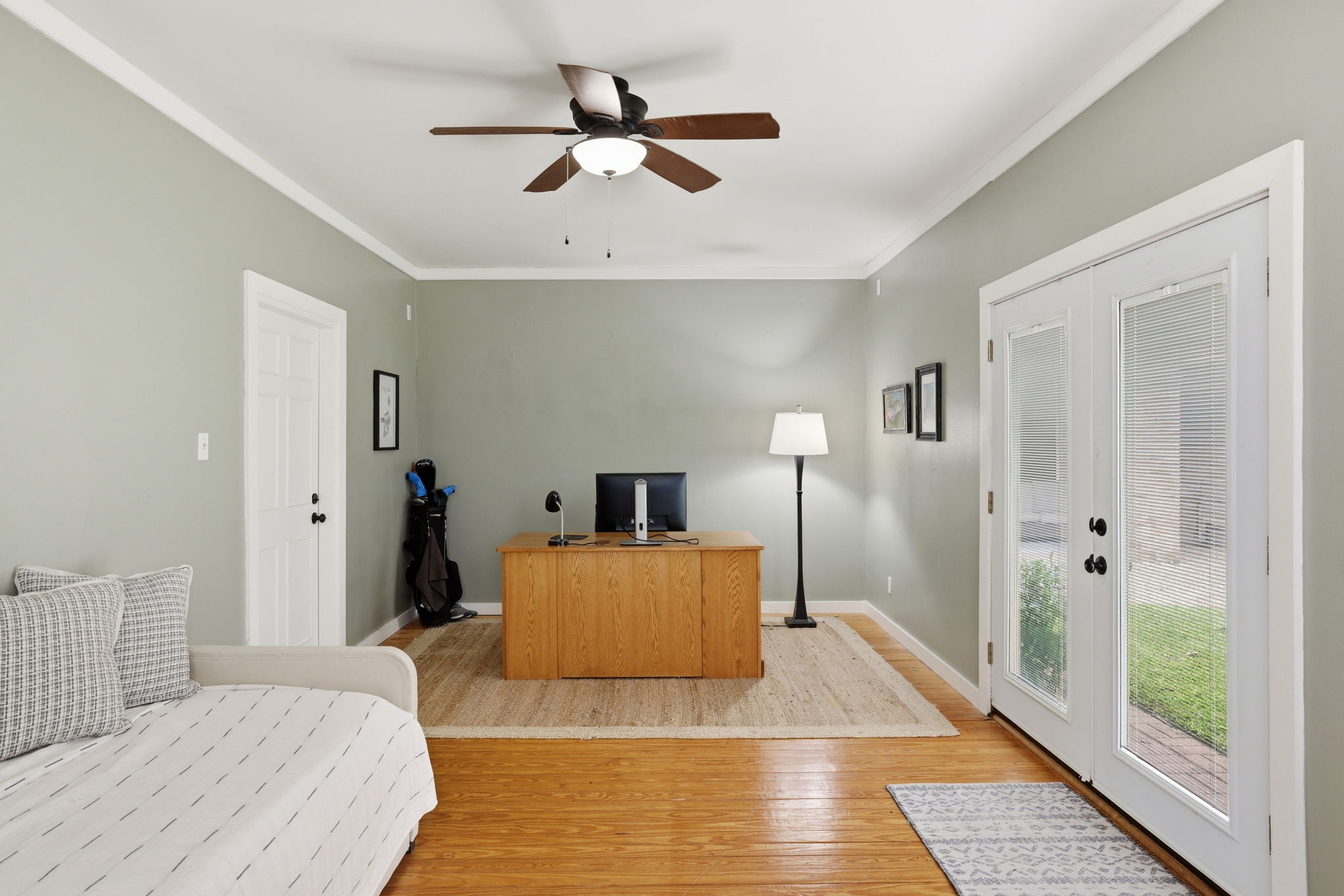  Photo 29