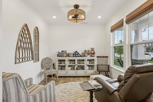 W 171st St-S2208-037.jpg