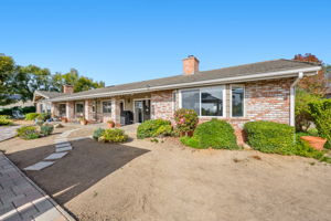  Photo 45