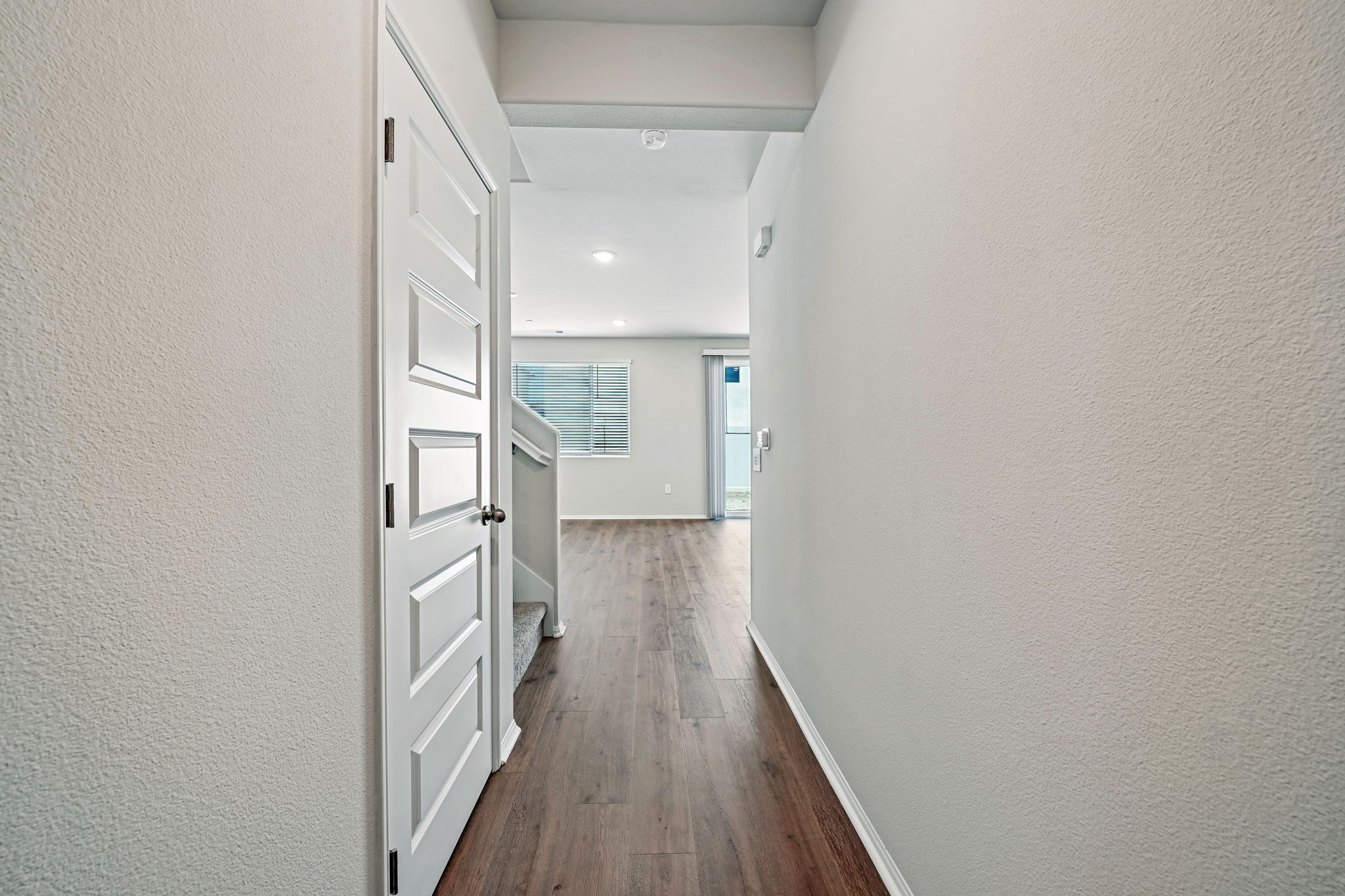 SoCal - Alder at Live Oak - 2063 Grapefruit St Redlands CA 92374 - 020