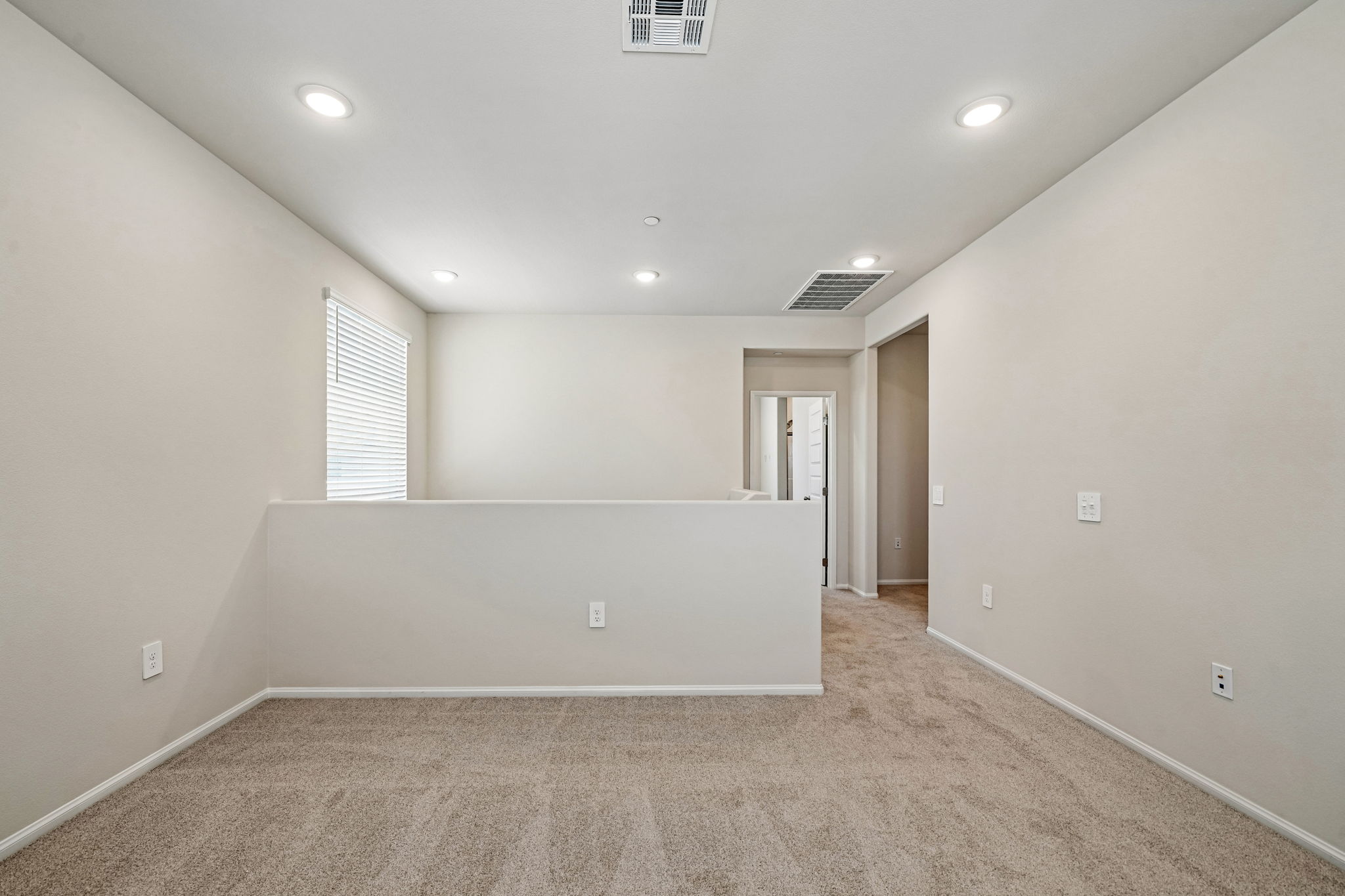SoCal - Alder at Live Oak - 2063 Grapefruit St Redlands CA 92374 - 023
